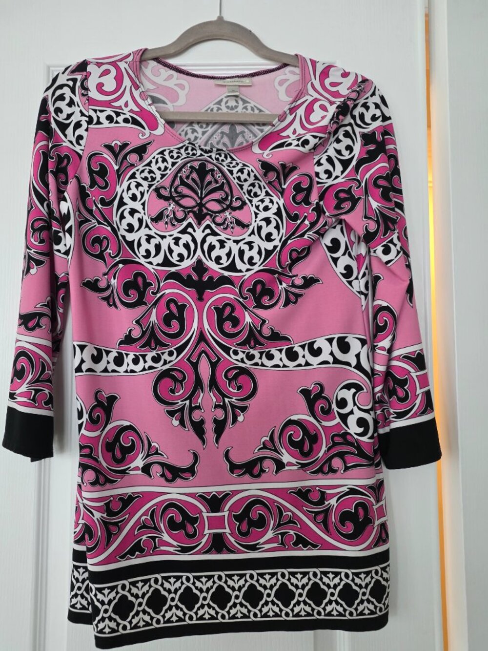 Dressbarn Pink Black White Scroll Print Tunic Top 3/4 Sleeve